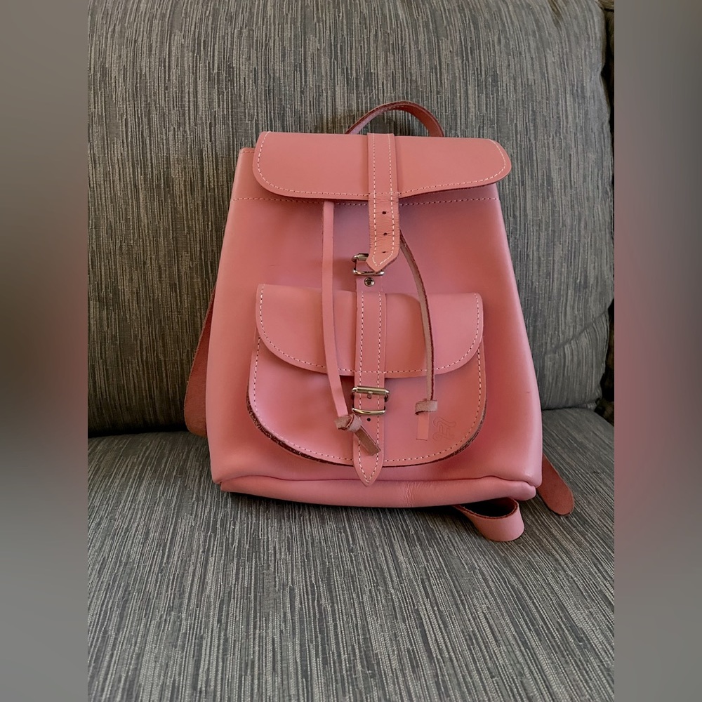 Grafea whole leather backpack, mini size, Made of England